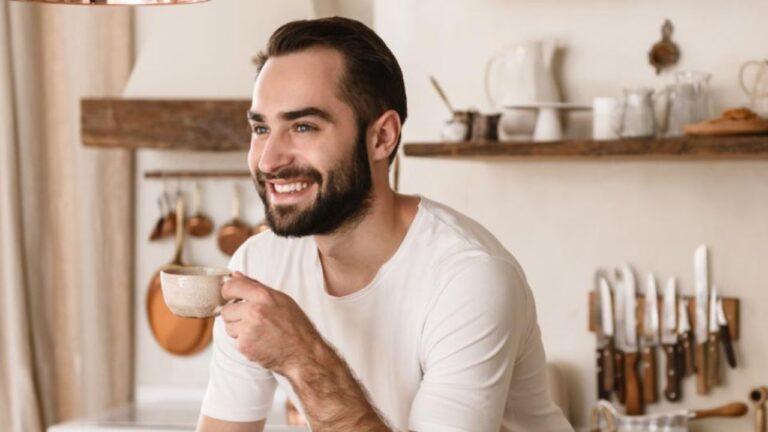 8 Morning Rituals That Will Help You Start Your Day on a Positive Note