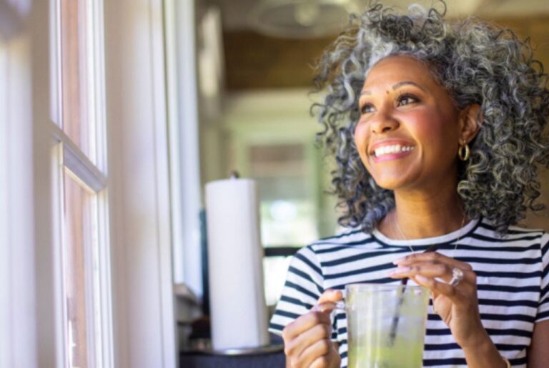 10 Habits to Say Goodbye to if Your Goal Is to Be Happier as You Get Older