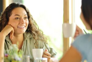 Read more about the article 9 Conversation Phrases That Indicate a Very Good Person