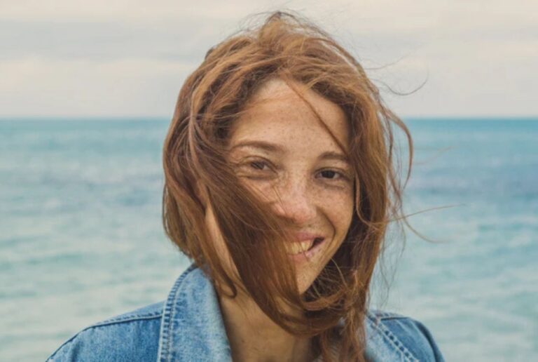 5 Joyful 'Micro-Acts' You Can Do Daily That Truly Make Your Life Better