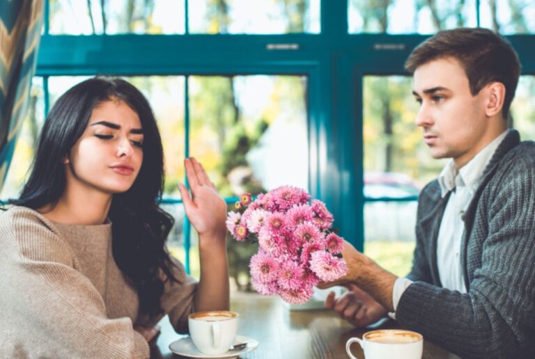 8 Things a Strong Woman Will Never Tolerate In a Relationship