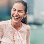 12 Signs a Woman Has a Really Beautiful Soul, According to Psychology