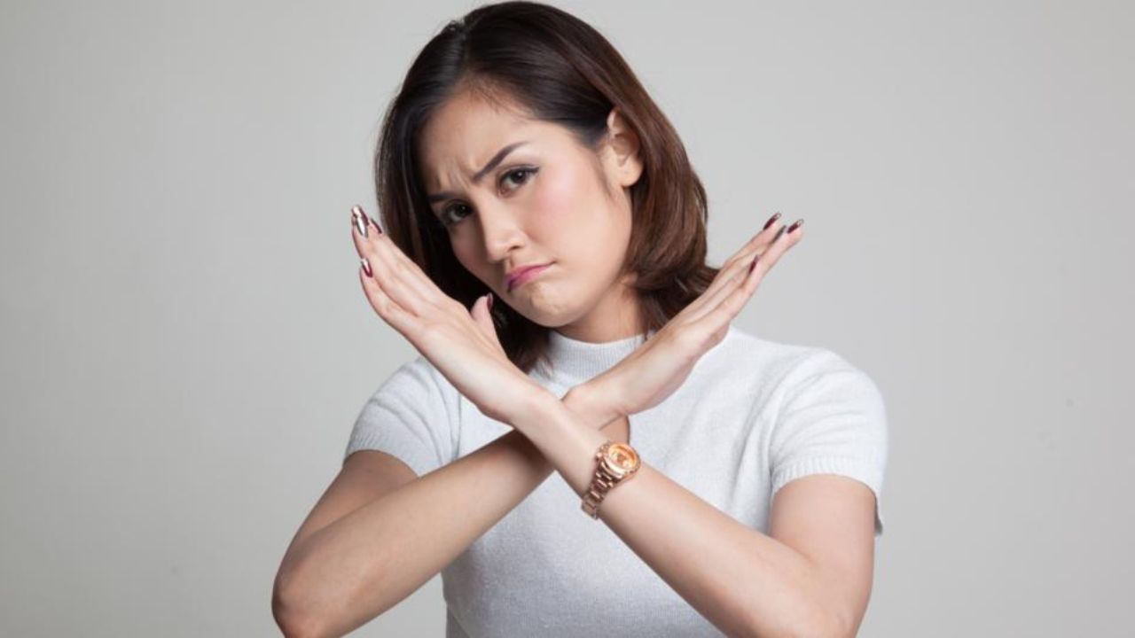 You are currently viewing 8 Behaviors Of People Who Lack Self-Awareness (That’s Annoying)