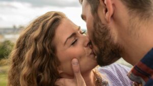 Read more about the article 6 Signs Indicating She Is 100% Mentally Yours, According To Psychology
