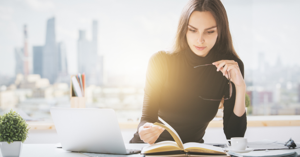 You are currently viewing People Who Are Hard to Distract Often Do These 8 Things In The First Hour of Their Day