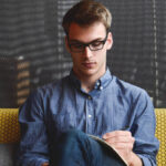 People Who Are Secretly Lonely But Hide It Well In Life Often Display These 7 Behaviors