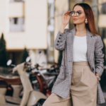 7 Everyday Habits That Quietly Say “I’m Classy, But I Don’t Need to Brag About It”