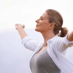 8 Behaviors Of People Who Stay Calm When Everyone Else is Losing It, According to Psychology