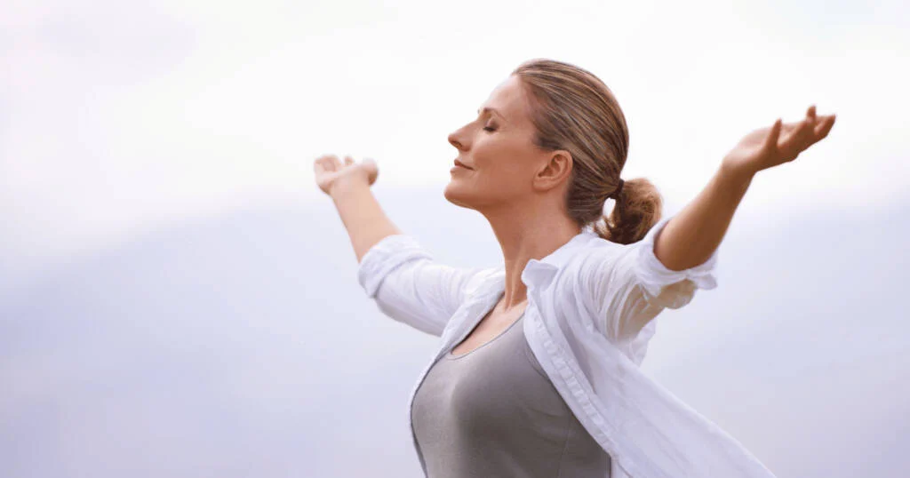 You are currently viewing 8 Behaviors Of People Who Stay Calm When Everyone Else is Losing It, According to Psychology