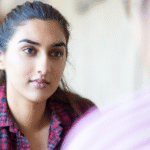 People Who Feel Awkward When Given a Compliment Usually Had These 7 Childhood Experiences