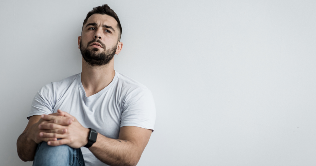 You are currently viewing 7 Behaviors You Probably Don’t Realize Are Trauma Responses From Childhood