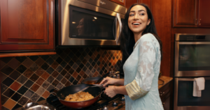 Read more about the article People Who Cook Their Meals Rather Than Order Takeout Usually Display These 7 Rare Strengths, Says Psychology