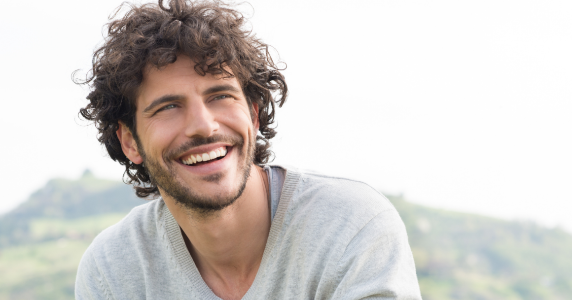 Read more about the article If You’re Genuinely Happy Without Close Friends, You Probably Display These 7 Unique Traits
