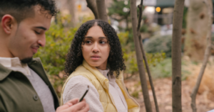 Read more about the article People Who Constantly Fear Abandonment Usually Display These 5 Relationship Behaviors Without Realizing It