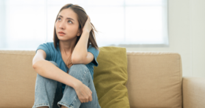 Read more about the article 7 Subtle Signs a Person Isn’t Truly at Peace With Themselves, According to Psychology