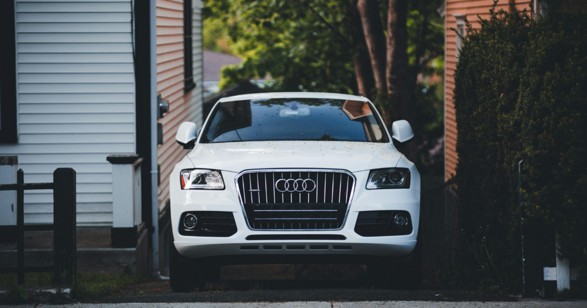 Read more about the article 9 Cars Lower Middle Class People Buy To Look More Successful Than They Actually Are