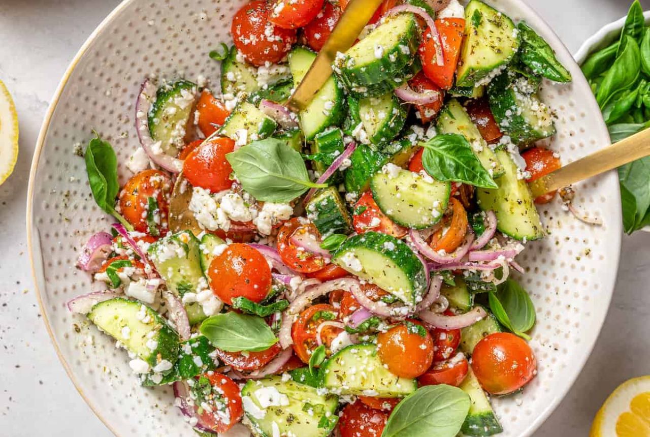 You are currently viewing Cucumber and Tomato Salad Recipe