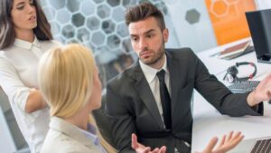 Read more about the article If Someone Uses These 9 Phrases in a Conversation, They’re Probably a Narcissist