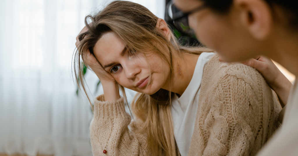 You are currently viewing People Who Look a Lot Older Than They Really Are Usually Practice These 5 Daily Habits (Without Realizing It)
