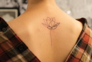 Read more about the article 35 Powerful Small Tattoos With Meaning You’ll Never Regret