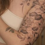 33 Unique Arm Tattoos for Women to Stand Out from the Crowd