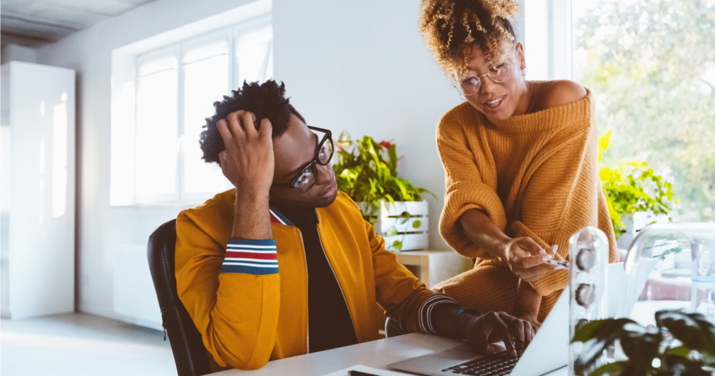 You are currently viewing 7 signs someone only values you when you’re useful to them, according to psychology