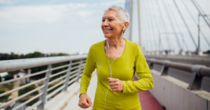 Read more about the article People Who Stay Active And Independent Well Into Their 80s Often Display These 8 Daily Habits