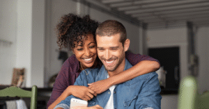 Read more about the article 7 Little Rituals Happy Couples Keep That Outsiders Never Notice, According to Psychology