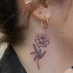40 Chic Neck Tattoos for Women That Radiate Confidence