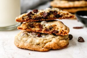 Read more about the article DoubleTree Chocolate Chip Cookies Recipe