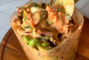 Read more about the article This Sushi Cucumber Salad Tastes Better Than Rolls (And Takes 10 Minutes)
