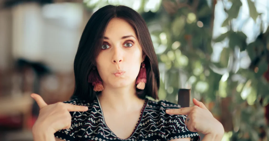 You are currently viewing 15 phrases deeply selfish people use in everyday conversation