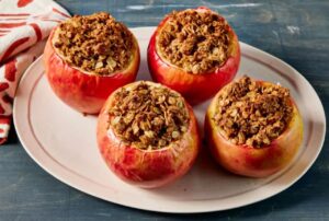 Read more about the article Snuggle Up With 17 Warm and Cozy Comfort Food Desserts