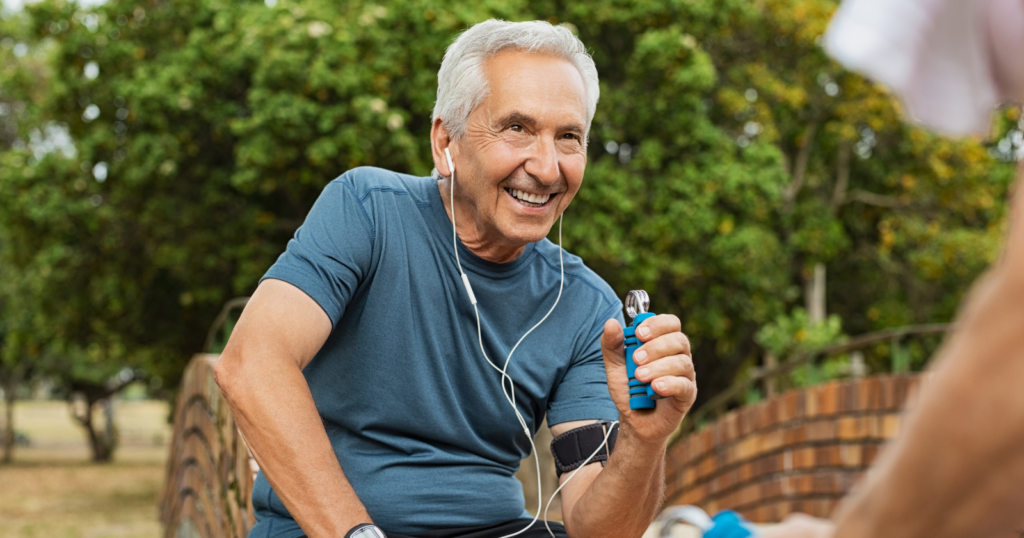 You are currently viewing 7 Small Habits That Make Your 70s the Happiest Decade Yet