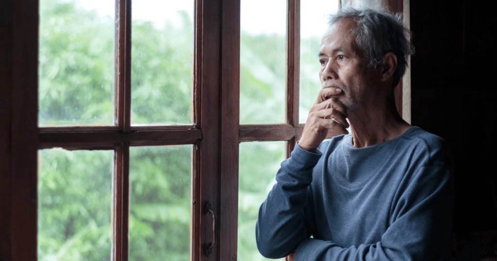 You are currently viewing 8 Things Boomers Quietly Struggle With as They Grow Older