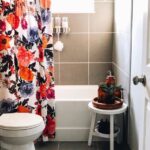 Small Bathroom Shower Curtain Ideas That Make Tiny Spaces Look Bigger