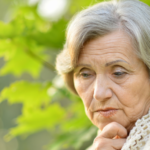 7 Traits That Quietly Form in People Who’ve Aged Without Close Family Support