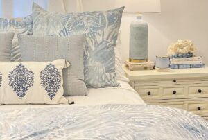 Read more about the article Blue Coastal Bedroom Ideas That Are Stunning Without Spending a Lot