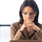 7 Reasons People Grow Apart from Their Family – And It’s Not Selfish