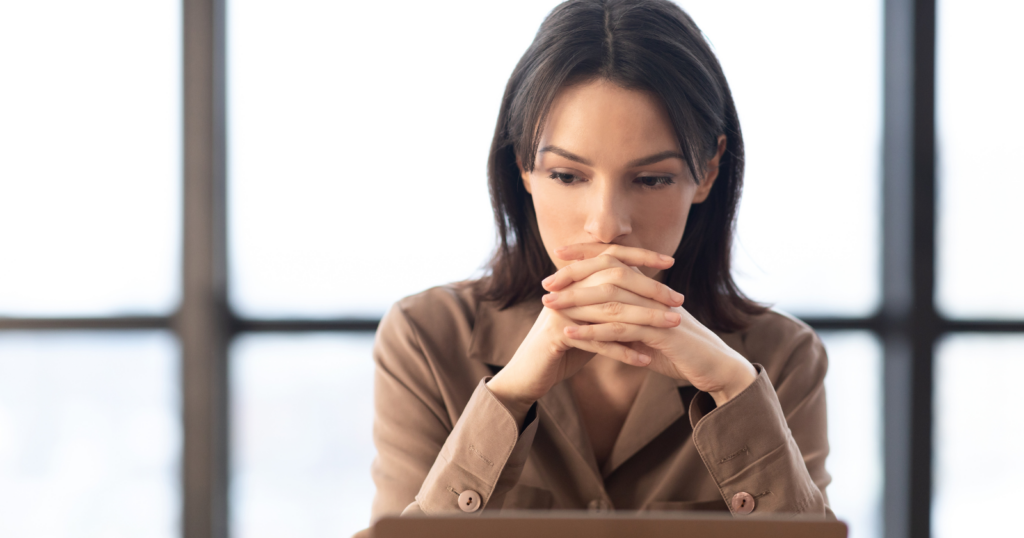 You are currently viewing 7 Reasons People Grow Apart from Their Family – And It’s Not Selfish