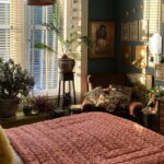 Vintage Moody Bedroom Ideas for Small Apartments That Feel Cozy and Sophisticated