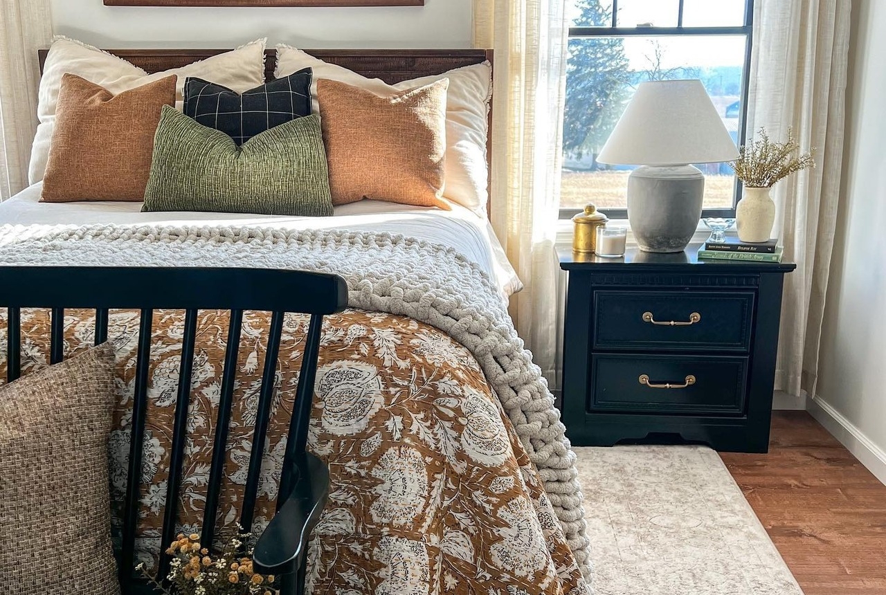 You are currently viewing Cozy Bedroom Ideas That Look Expensive on a Budget (No One Will Guess You Didn’t Spend a Fortune)