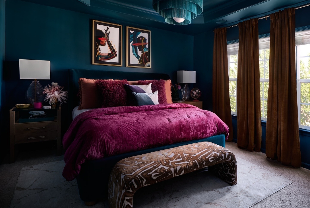 You are currently viewing Dark Cozy Bedroom Ideas That Feel Romantic on a Budget, No Effort Required