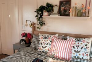 Read more about the article How to Create a Cozy Whimsical Bedroom on a Budget: Decor Ideas Anyone Can Afford