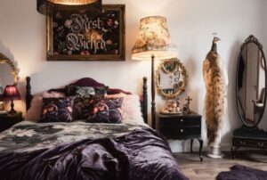 Read more about the article How to Turn a Dark Whimsical Bedroom with White Walls Into a Cozy Retreat Without Spending a Lot of Money