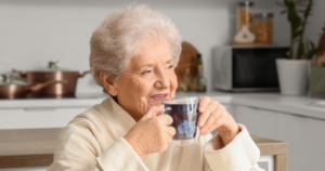 Read more about the article 8 things people over 70 do every morning before 8am that younger generations would call boring but are actually the reason they’re still sharp and energetic