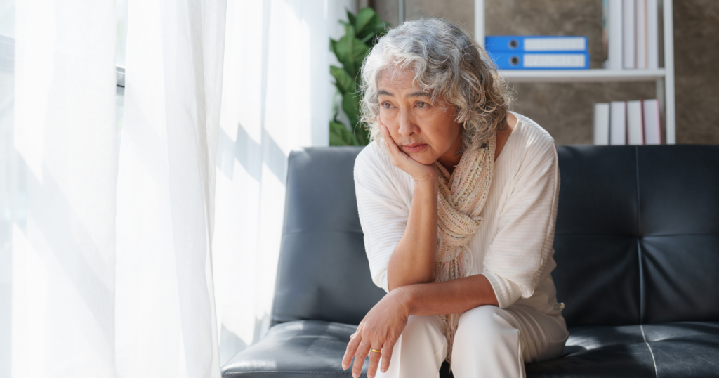 You are currently viewing 10 Habits People Slowly Slip Into After Retirement That Slowly Drain Their Joy Without Realizing It