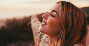 Read more about the article The art of needing less: 8 habits of people who stopped chasing happiness and accidentally found it