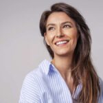 The Art of Self-Respect: 11 Phrases Confident Women Use When People-Pleasing Fades