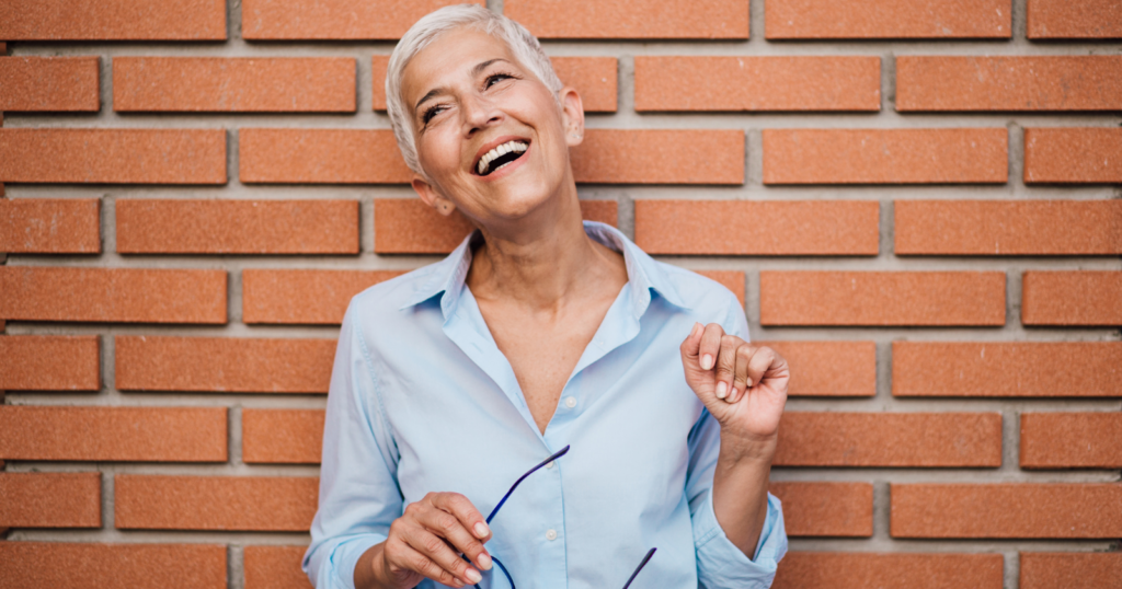 You are currently viewing If you’re over 65 and still excited about these 9 simple things, you’ve cracked the code to happiness